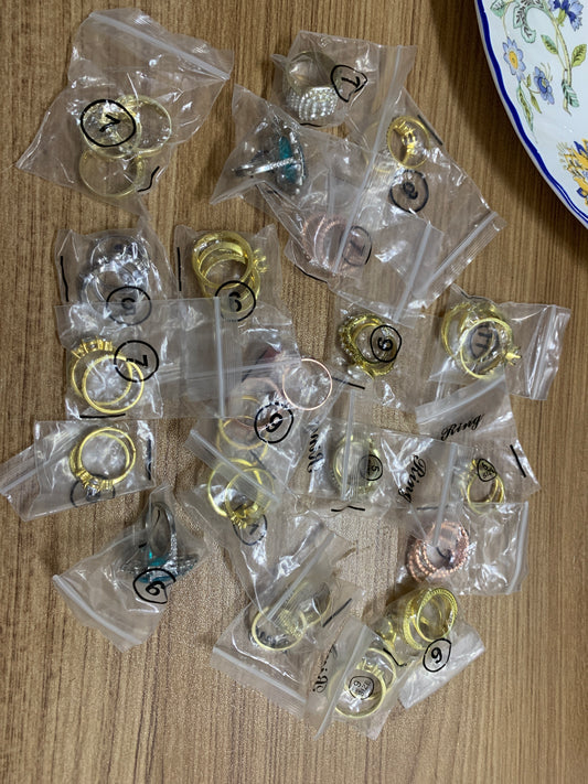 Jodi 21 rings with packages