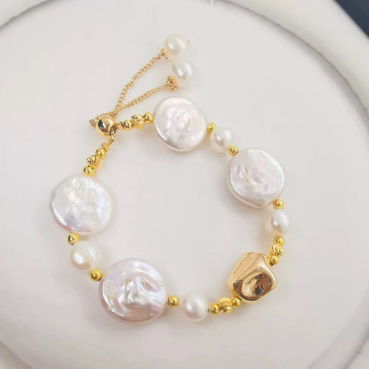 Luxury Baroque Pearl Bracelet with Gold Beads – Adjustable Design